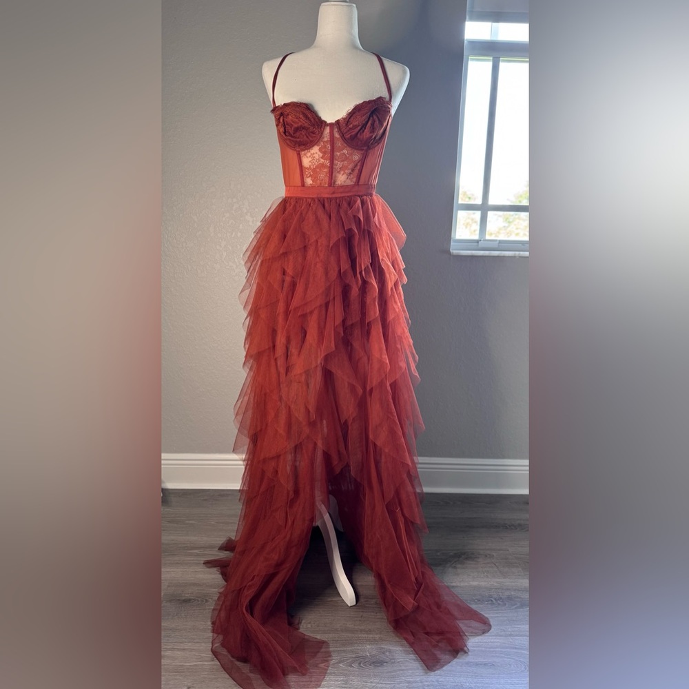 Elegant Rust Tulle Gown